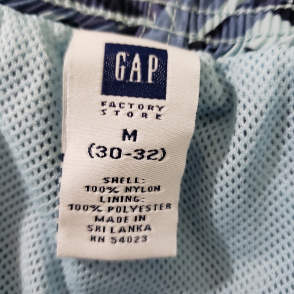 GAP Men's Board Shorts, Swim Trunks, M, EUC, Blue, 30-32" waist - Picture 5 of 5